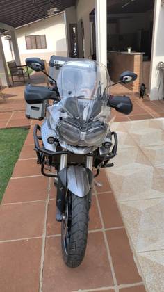 TRIUMPH TIGER 800 XRT TRIUMPH TIGER 800 XRT